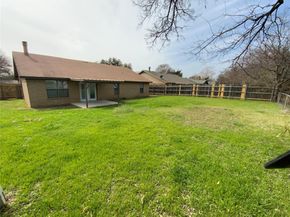 7605  Lisa Court , Fort Worth Texas 76112