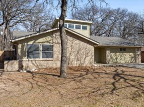 1113  Wood Ridge Drive , Azle Texas 76020