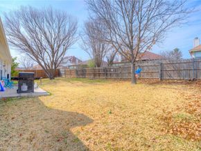 1107  Deer Valley Lane , Arlington Texas 76001