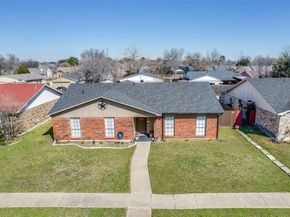 2110  Burrows Trail , Grand Prairie Texas 75052