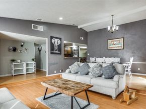 2110  Burrows Trail , Grand Prairie Texas 75052