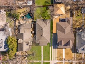 4706  Junius Street , Dallas Texas 75246