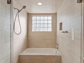 7116  Hunters Ridge Drive , Dallas Texas 75248