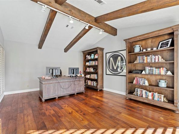 7116  Hunters Ridge Drive , Dallas Texas 75248