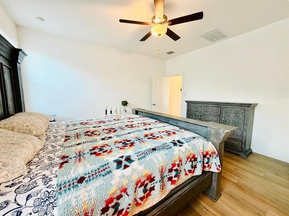 736  Pollyann Trail , Fort Worth Texas 76052