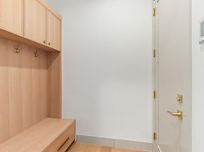 1810  Corona Street , Dallas Texas 75214