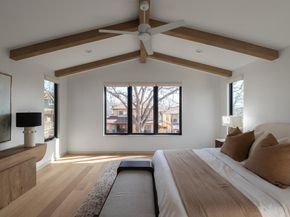 1810  Corona Street , Dallas Texas 75214