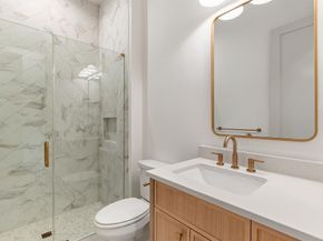 1810  Corona Street , Dallas Texas 75214