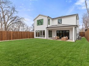 1810  Corona Street , Dallas Texas 75214