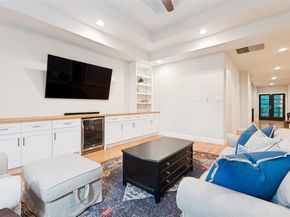 6836  Casa Loma Avenue , Dallas Texas 75214