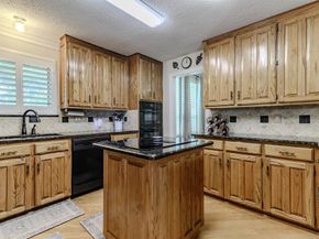 1  Kimberly Court , Mansfield Texas 76063