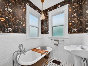 802  Haines Avenue , Dallas Texas 75208