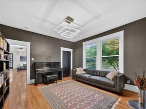 802  Haines Avenue , Dallas Texas 75208