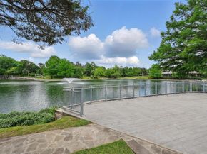 802  Haines Avenue , Dallas Texas 75208