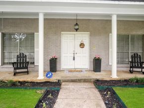 1804 W Cedar Elm Drive , Arlington Texas 76012
