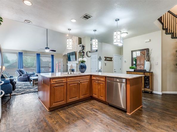 2115  Crestlake Drive , Rockwall Texas 75087