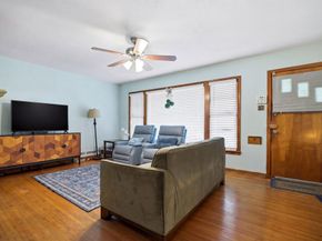 2266  Sutter Street , Dallas Texas 75216