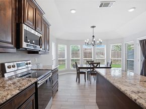 924  Crowder Drive , Crowley Texas 76036