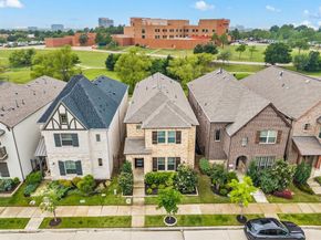 612  Courtyard Lane , Irving Texas 75039