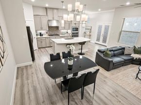 612  Courtyard Lane , Irving Texas 75039