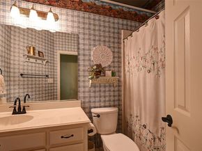 6608  Barclay Lane , Garland Texas 75044