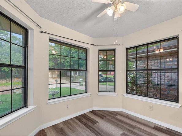 6217  Fairlane Drive , Arlington Texas 76001