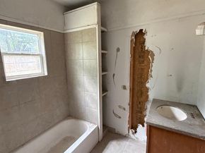 2611  Pine Street , Dallas Texas 75215