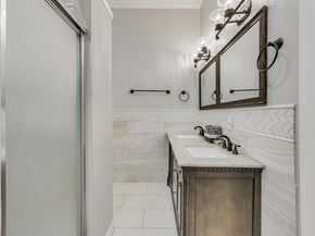 909  Elsbeth Street , Dallas Texas 75208