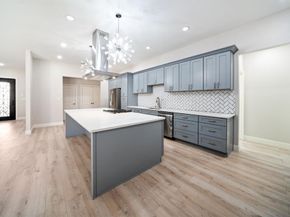 8809  Isom Lane , Dallas Texas 75249