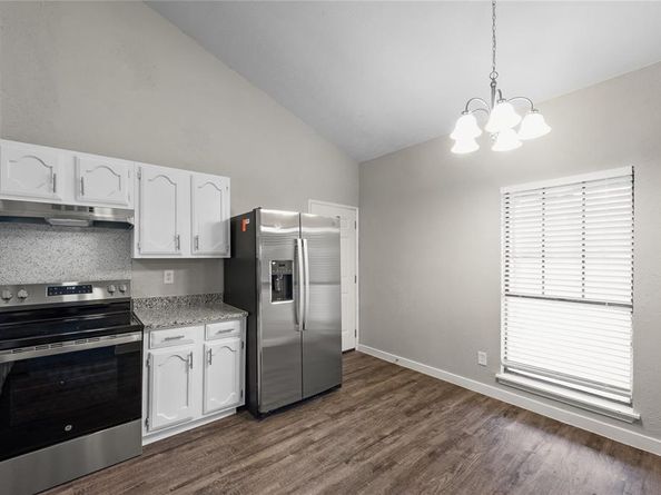 831  Netherland Drive , Arlington Texas 76017