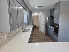 5801  Wedgworth Road , Fort Worth Texas 76133