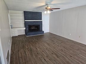 5801  Wedgworth Road , Fort Worth Texas 76133