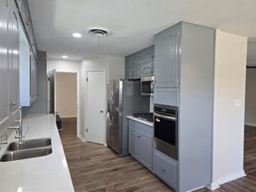 5801  Wedgworth Road , Fort Worth Texas 76133