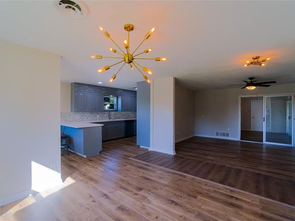 5801  Wedgworth Road , Fort Worth Texas 76133