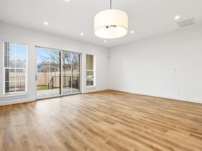 1005/07  Mount Auburn Avenue , Dallas Texas 75223