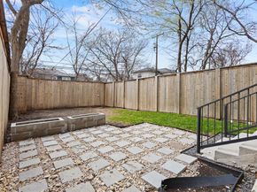 1005/07  Mount Auburn Avenue , Dallas Texas 75223