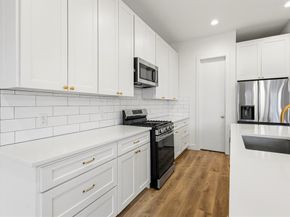 1005/07  Mount Auburn Avenue , Dallas Texas 75223