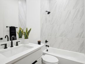 2130  Lovedale Avenue  102, Dallas Texas 75235