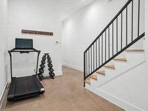 2130  Lovedale Avenue  102, Dallas Texas 75235