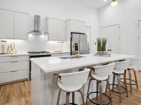 2130  Lovedale Avenue  102, Dallas Texas 75235