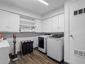 701  Milky Way  , Garland Texas 75040