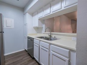 3201  Donnelly Circle  309, Fort Worth Texas 76107