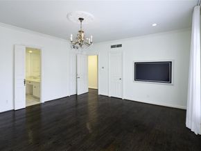 6126  Averill Way  205, Dallas Texas 75225