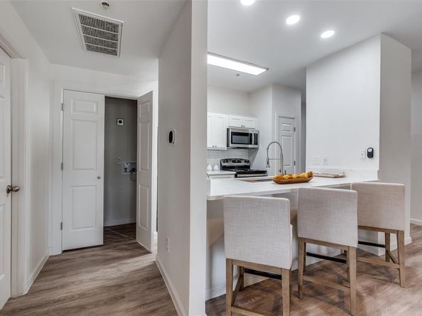 6003  Oram Street  203, Dallas Texas 75206