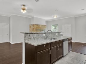 109  Pecan Grove , Lancaster Texas 75146