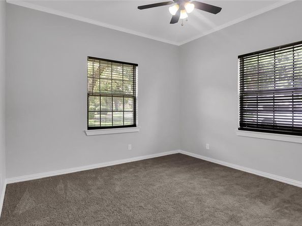 109  Pecan Grove , Lancaster Texas 75146