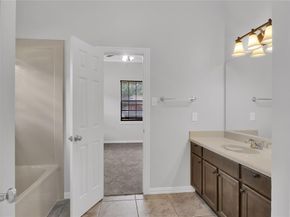 109  Pecan Grove , Lancaster Texas 75146