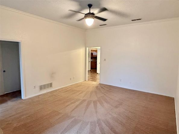 210 W 4th Street , Kennedale Texas 76060
