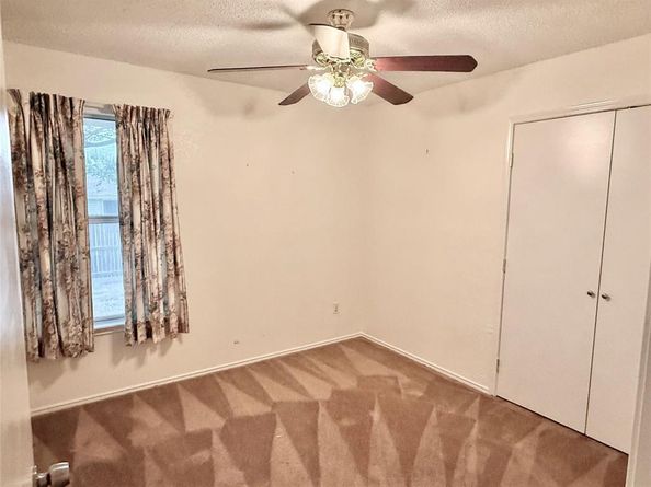210 W 4th Street , Kennedale Texas 76060