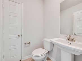 817  Hayes Court , Crowley Texas 76036